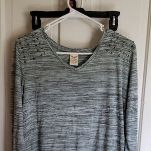 Faded glory woman long sleeve top